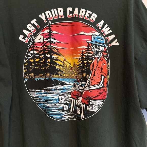 Cast Your Cares Away Mens 2XL T-Shirt Fishing Outdoors Casual Athleisure - Picture 4 of 11